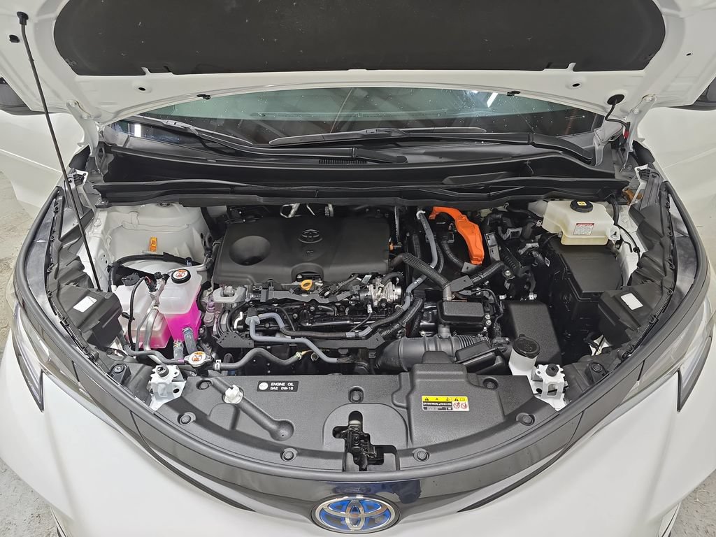 Certified 2025 Toyota Sienna XSE AWD/4WD image 35