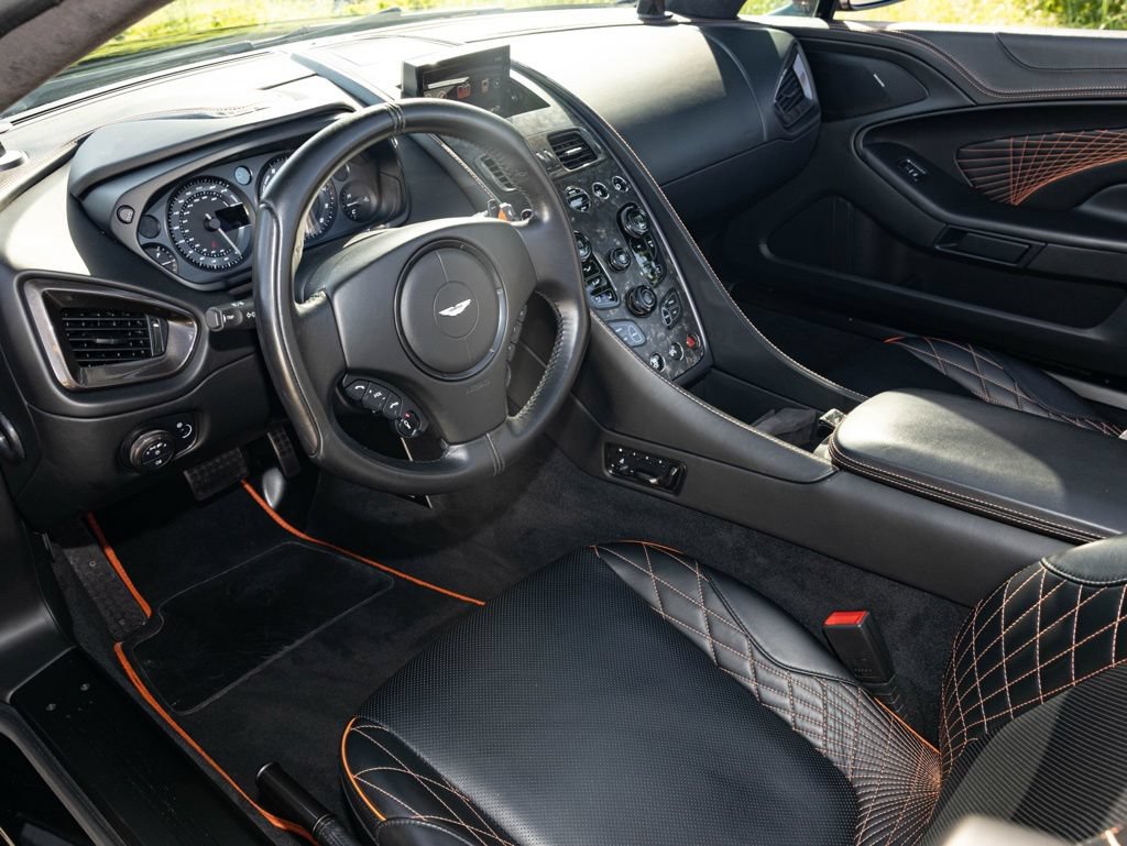 Used 2018 Aston Martin Vanquish S RWD image 23