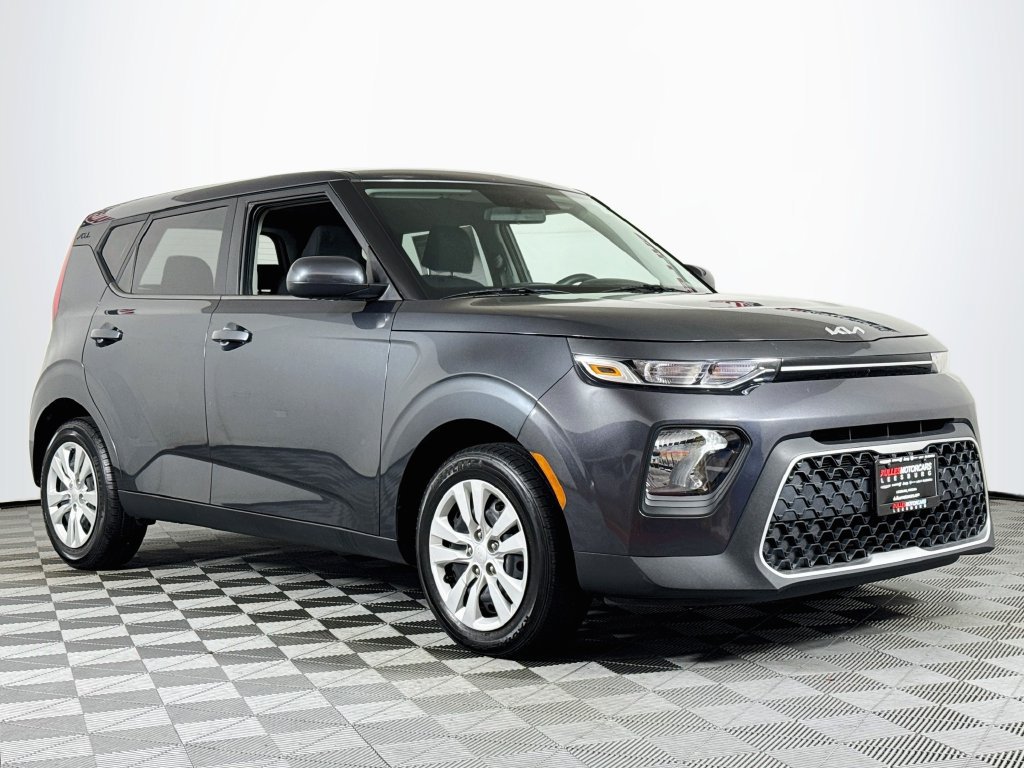 Used 2022 Kia Soul LX