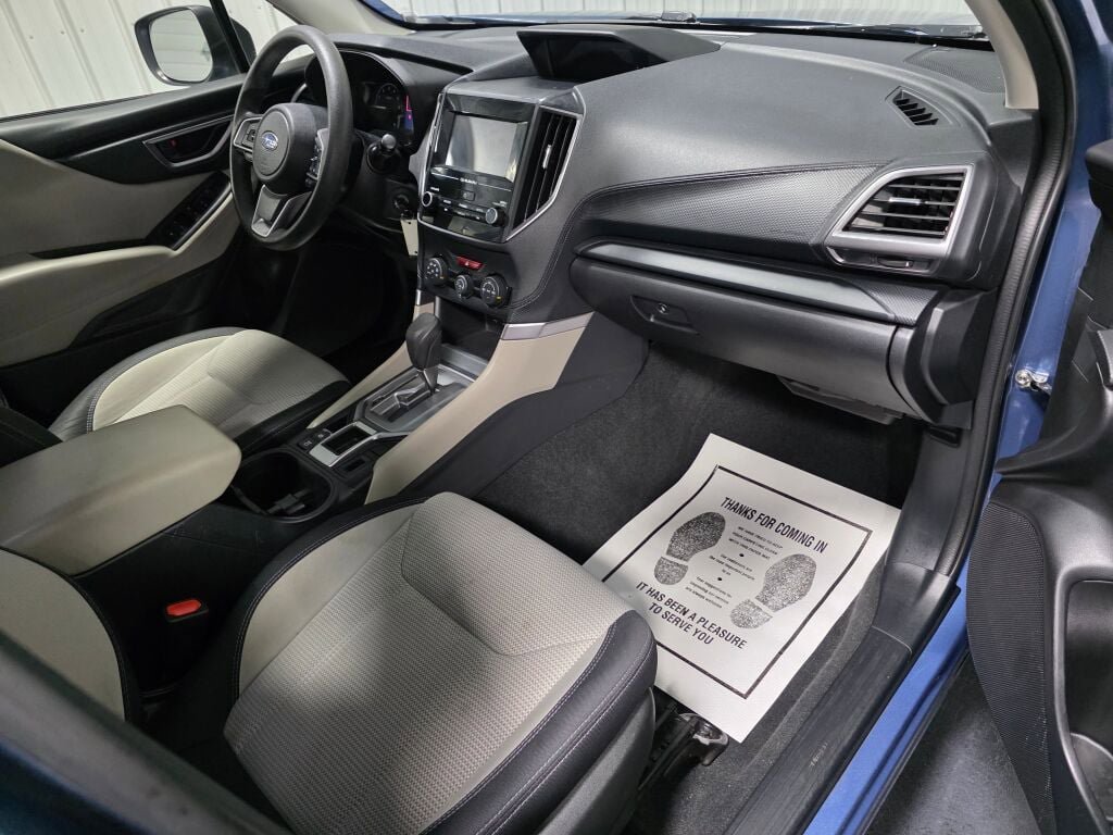 Used 2023 Subaru Forester AWD/4WD image 7