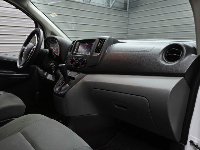 Used 2020 Nissan NV200 SV w/ Back Door Glass Package FWD image 16