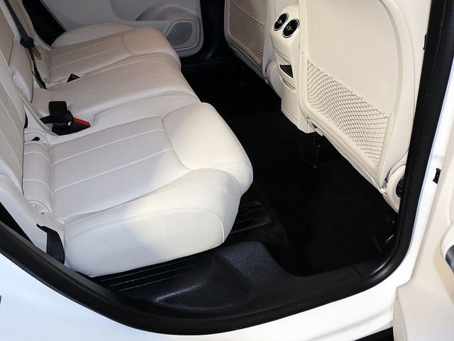 Used 2022 Mercedes-Benz GLB 250 4MATIC image 33