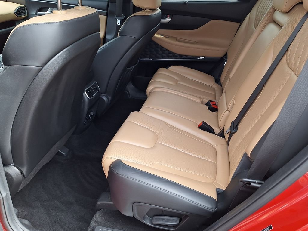 Used 2022 Hyundai Santa Fe Calligraphy image 12