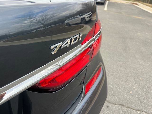 Used 2019 BMW 740i 740i w/ Executive Package image 40