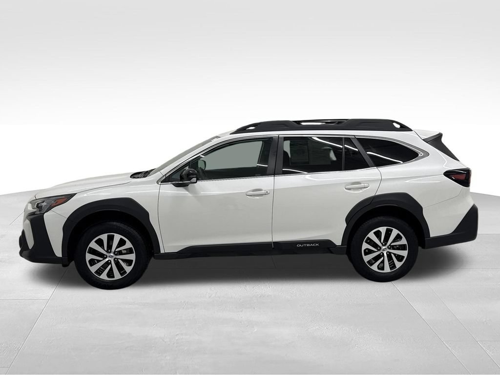 Certified 2024 Subaru Outback Premium w/ Popular Package #1 AWD/4WD image 3