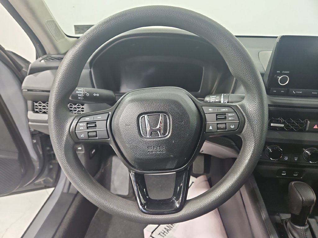Used 2025 Honda Accord SE image 14