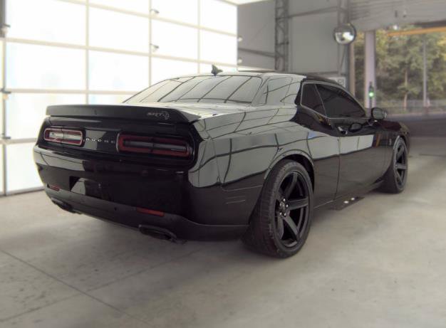 Used 2017 Dodge Challenger SRT Hellcat RWD image 7