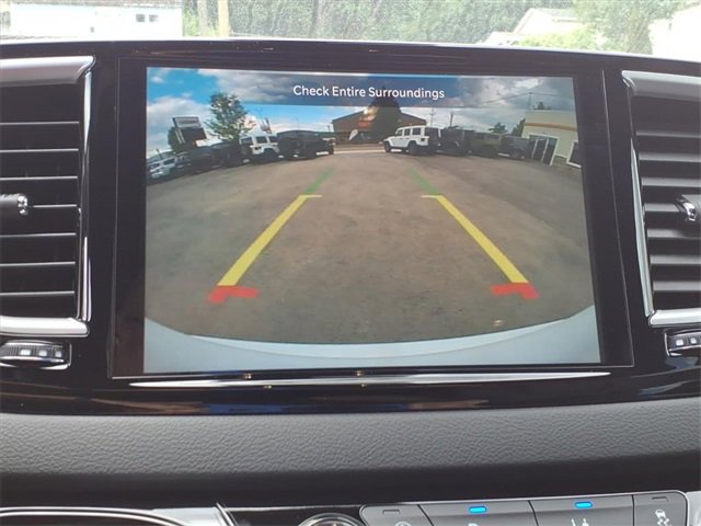 New 2026 Chrysler Voyager LX image 19