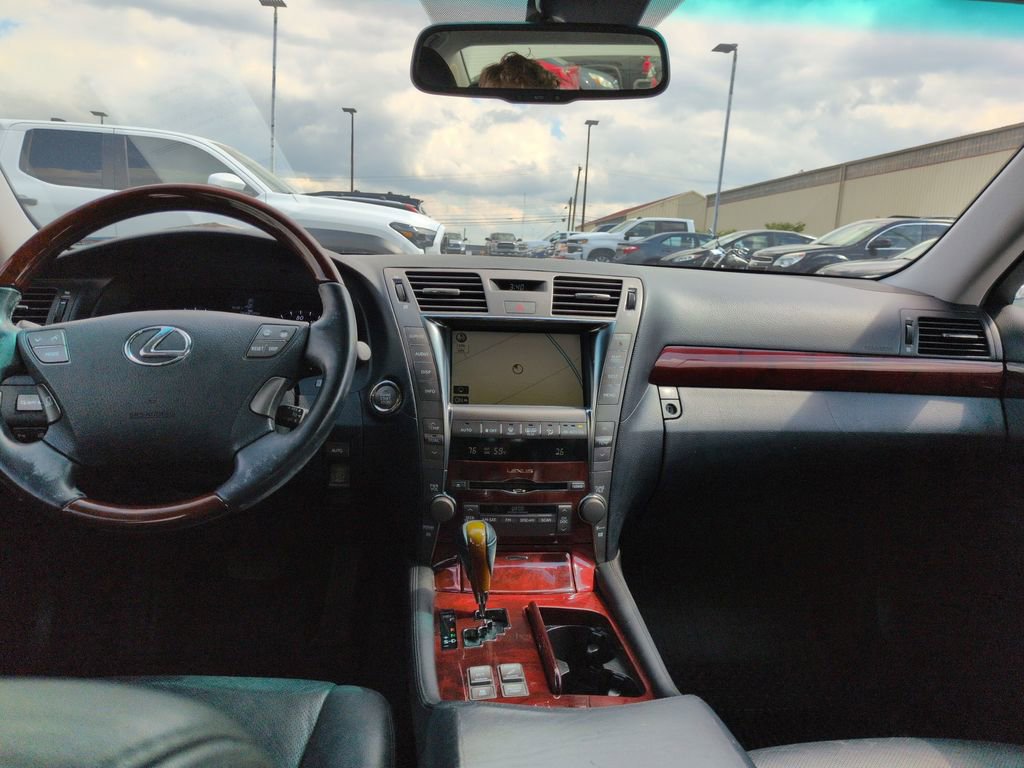 Used 2009 Lexus LS 460 AWD image 12