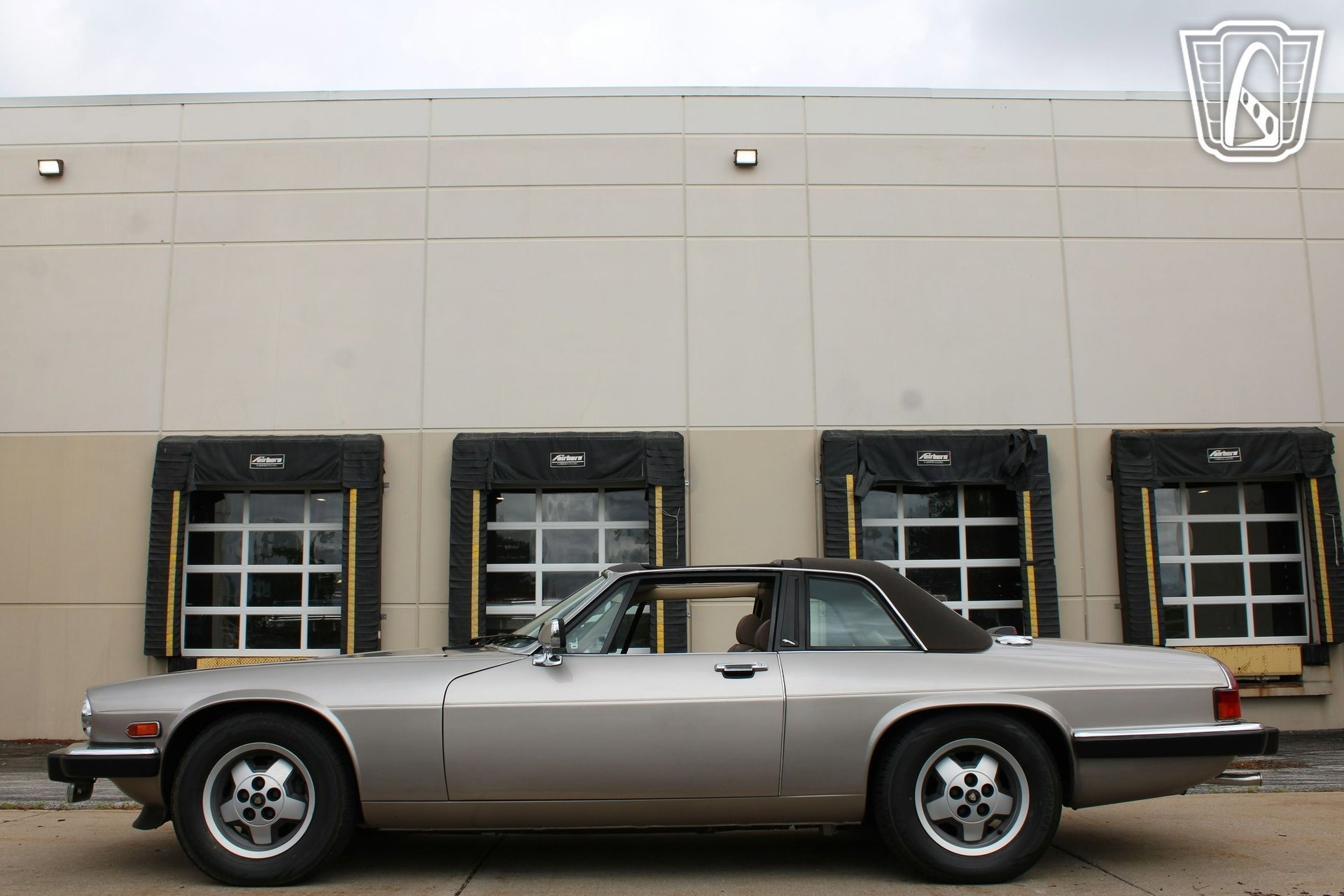 Used 1988 Jaguar XJS V12 Convertible image 18