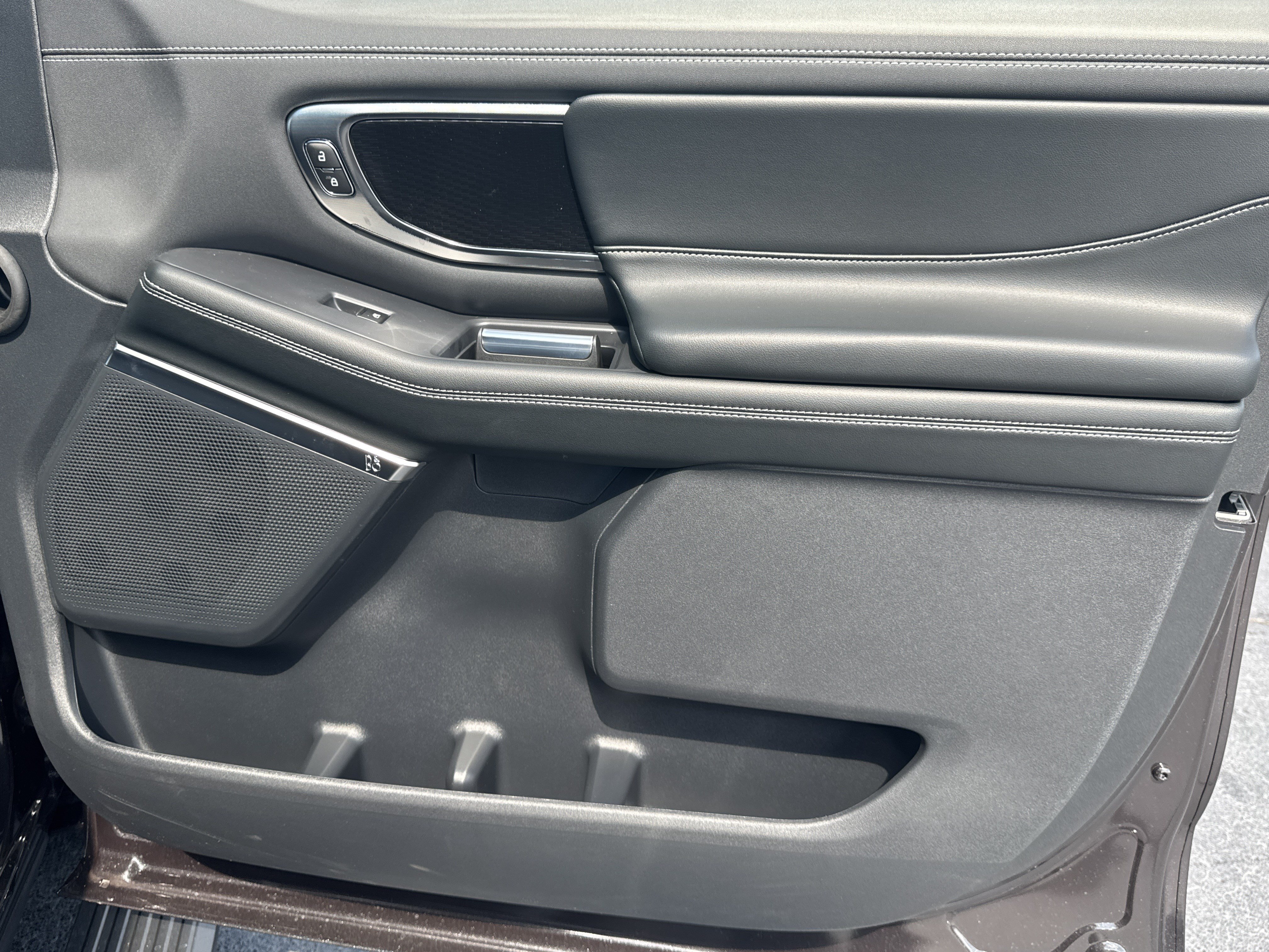 New 2027 Ford Expedition Max Platinum w/ Stealth Appearance Package AWD/4WD image 19