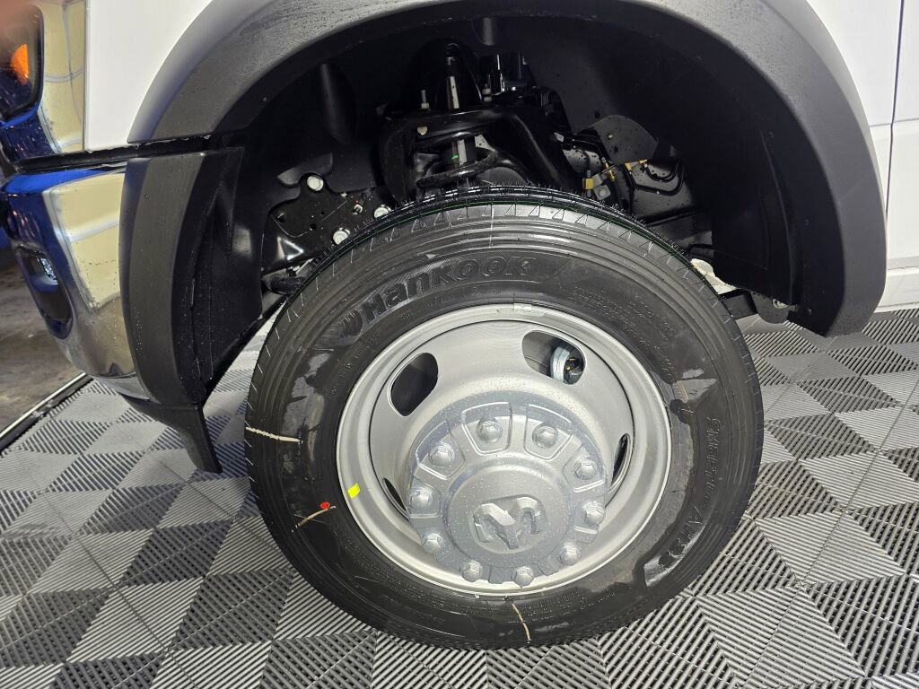 New 2026 RAM 5500 Tradesman image 11