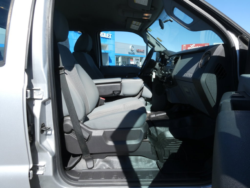 Used 2015 Ford F250 XL w/ Power Equipment Group AWD/4WD image 14