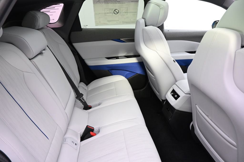 New 2026 Cadillac Optiq Luxury 2 AWD/4WD image 18