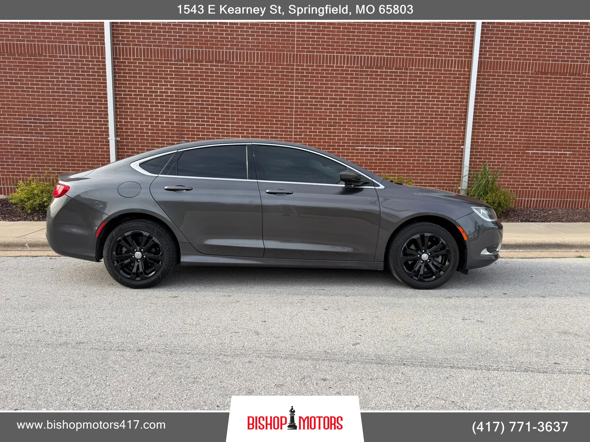 Used 2015 Chrysler 200 Limited w/ Convenience Group FWD image 8