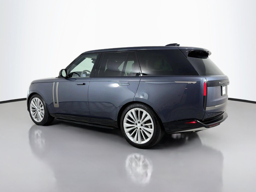 Certified 2025 Land Rover Range Rover SE AWD/4WD image 7