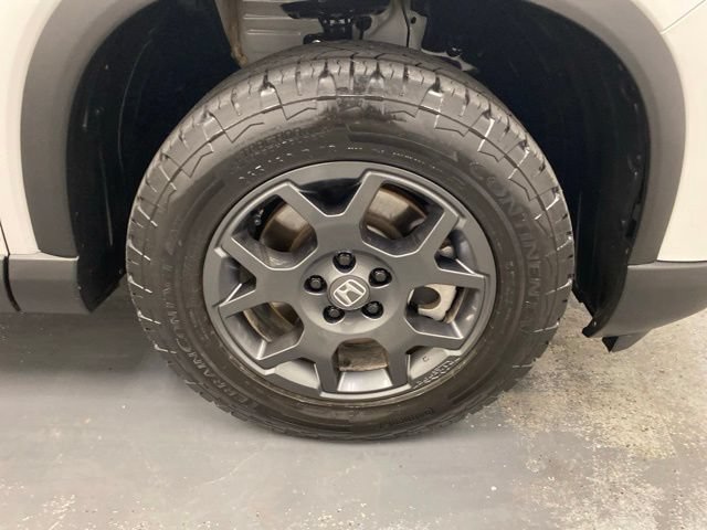 Used 2025 Honda Pilot TrailSport image 34