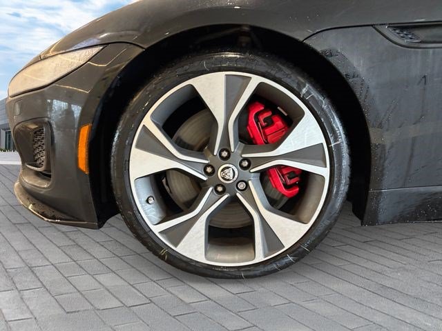 New 2024 Jaguar F-TYPE R-Dynamic RWD image 9