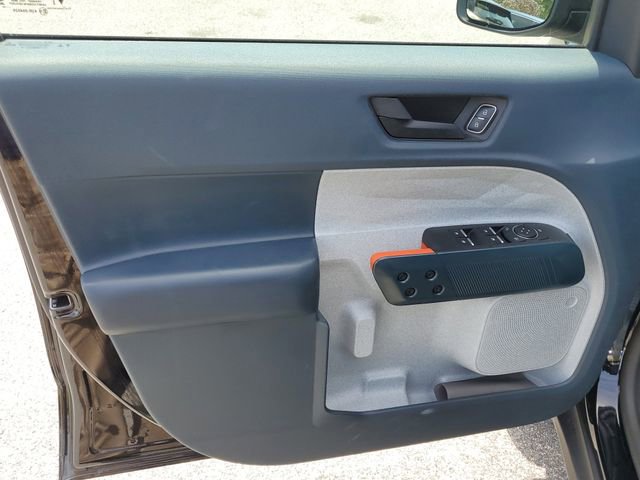 Used 2024 Ford Maverick XLT image 15