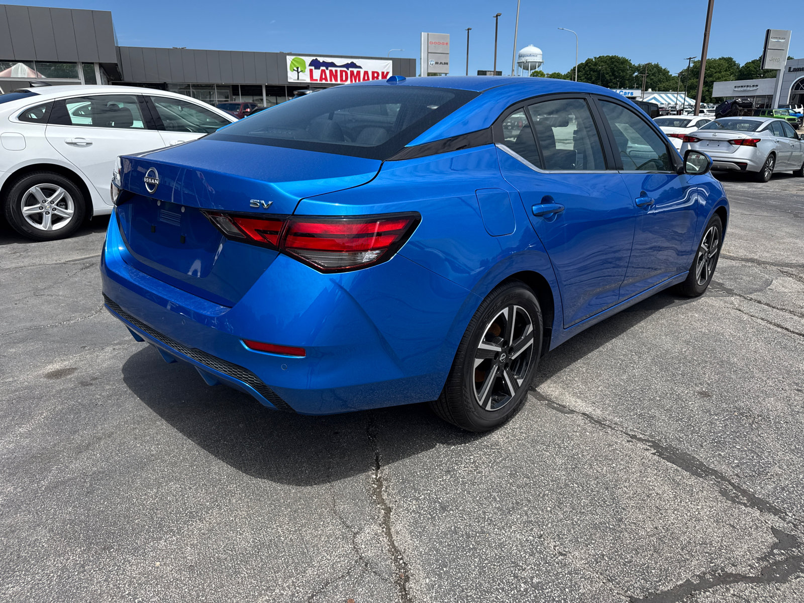 Used 2024 Nissan Sentra SV FWD image 5