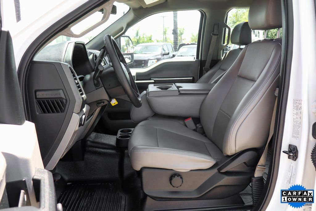 Used 2017 Ford F550 2WD Crew Cab Super Duty image 16
