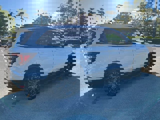 Used 2022 Honda Pilot Sport image 4