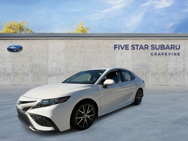 Used 2023 Toyota Camry SE FWD image 4