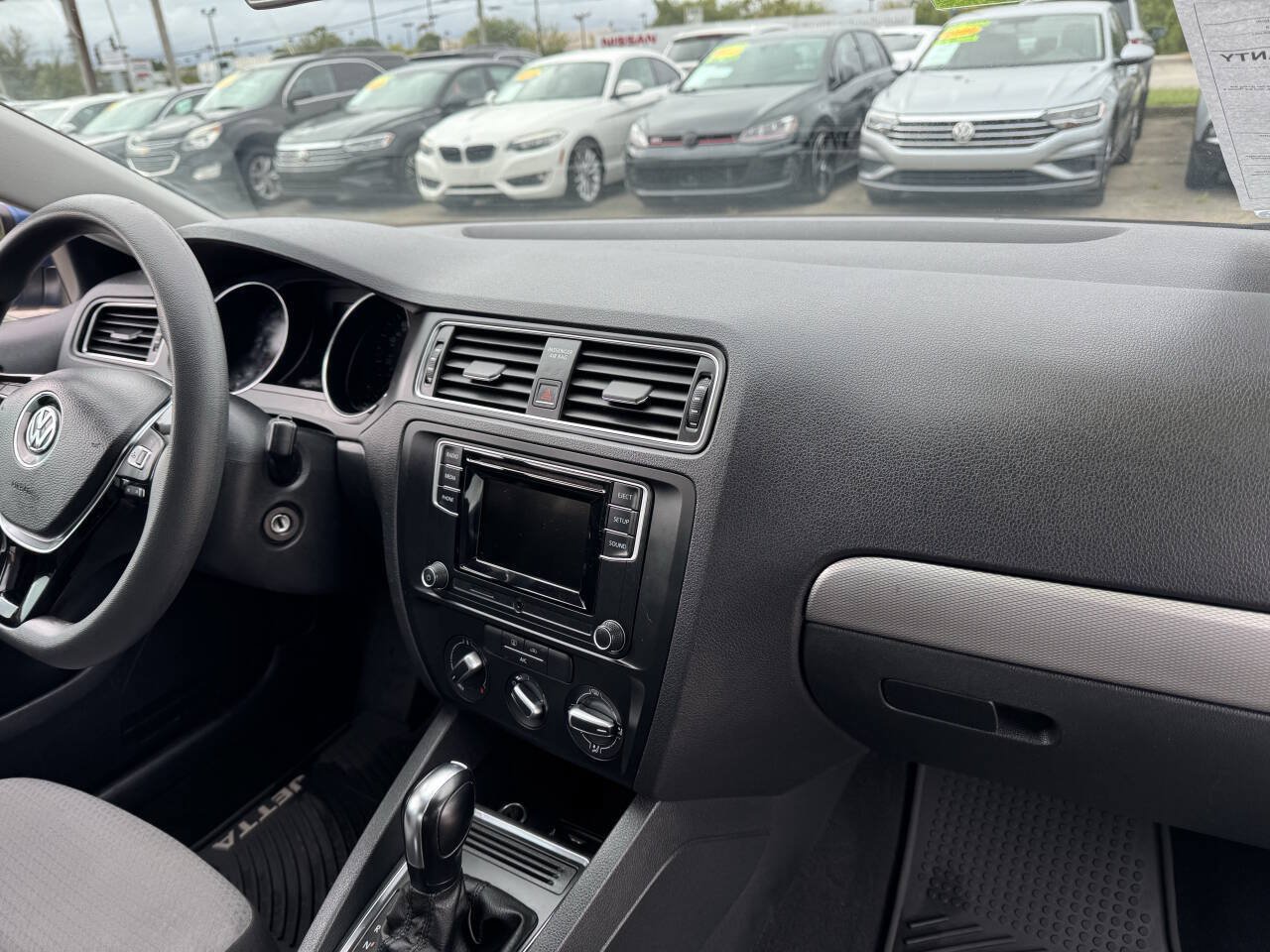 Used 2017 Volkswagen Jetta S FWD image 31