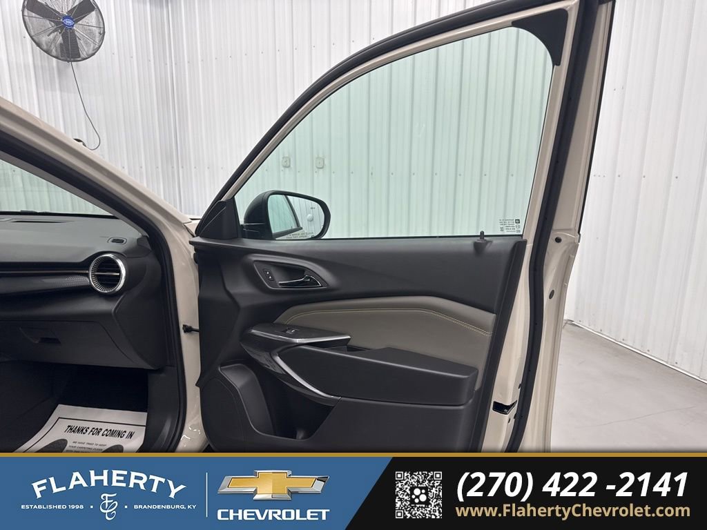 New 2026 Chevrolet Trax ACTIV w/ Driver Confidence Package image 13