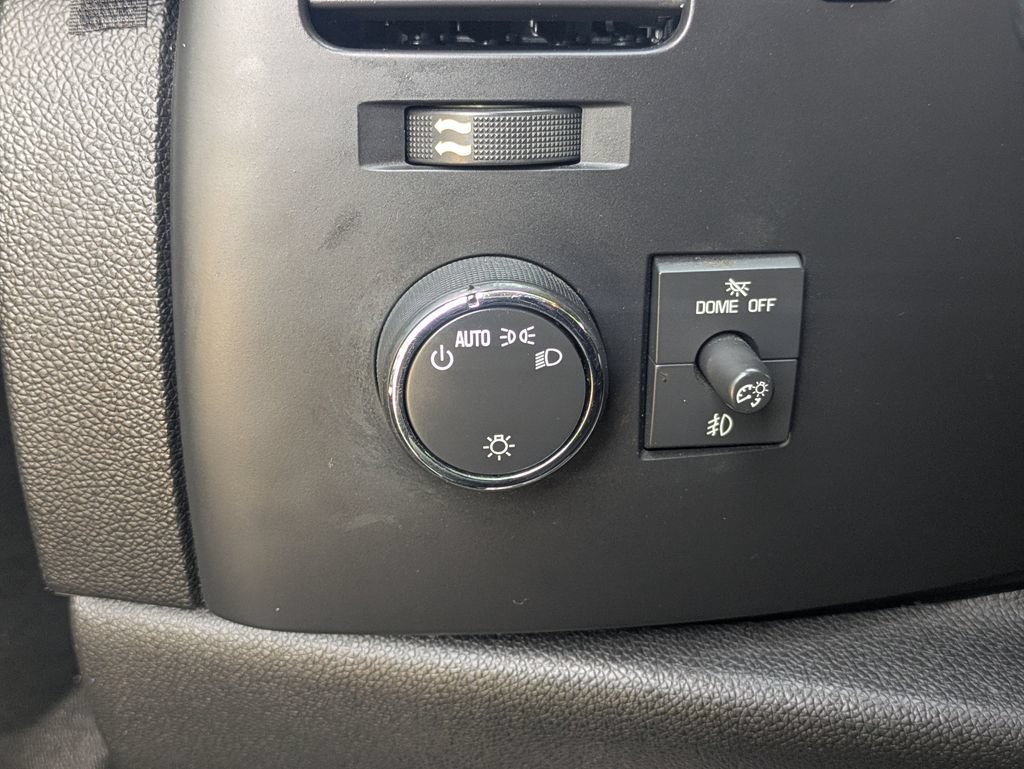 Used 2013 Chevrolet Silverado 1500 LT RWD image 21