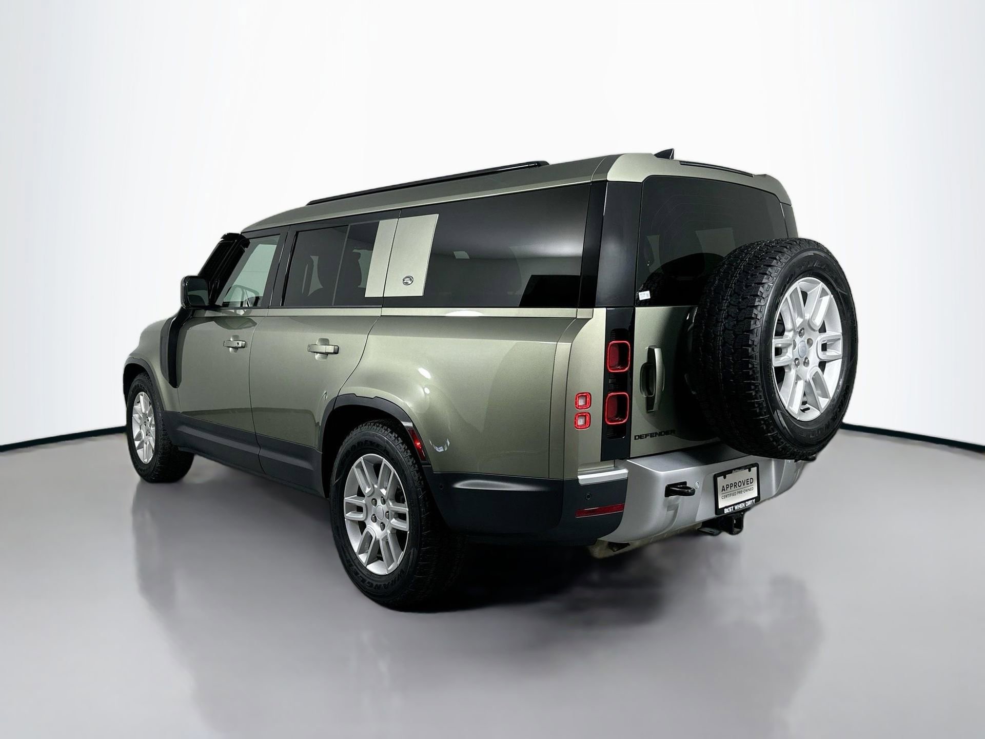 Certified 2024 Land Rover Defender 130 S image 8