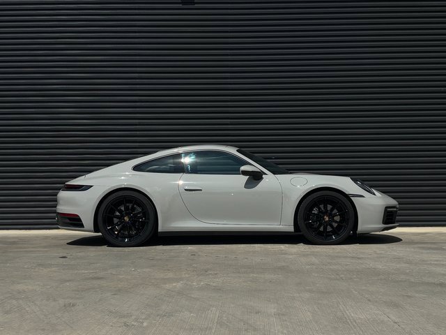 Certified 2022 Porsche 911 Carrera image 8