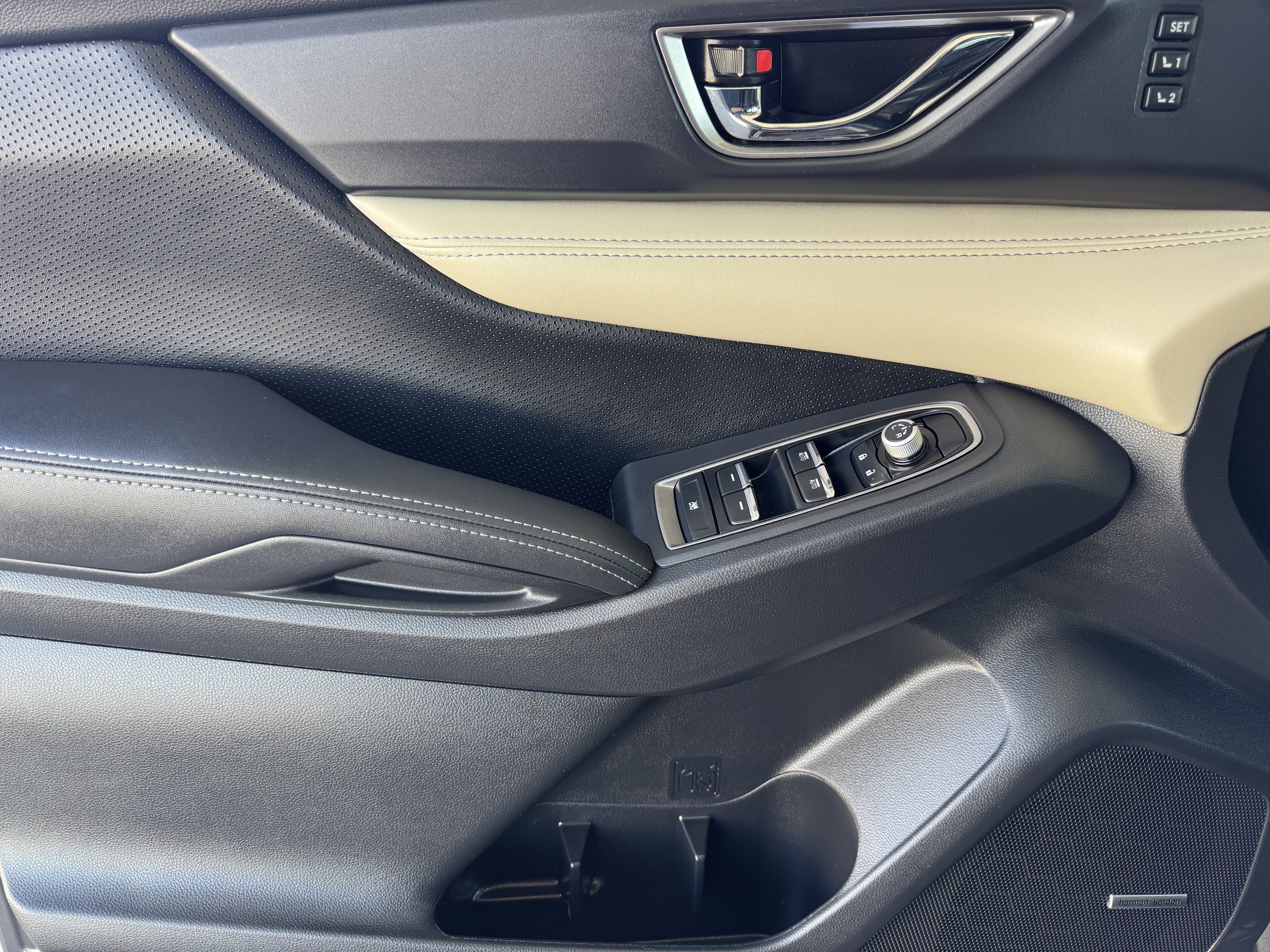 Used 2022 Subaru Ascent Limited w/ Technology Package image 10