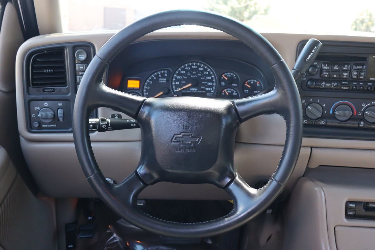 Used 2002 Chevrolet Silverado 1500 LS w/ Heavy Duty Suspension Pkg AWD/4WD image 18