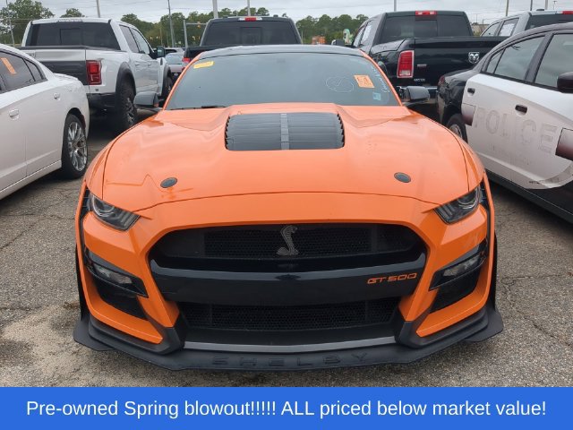 Used 2021 Ford Mustang Shelby GT500 w/ Technology Package RWD image 5
