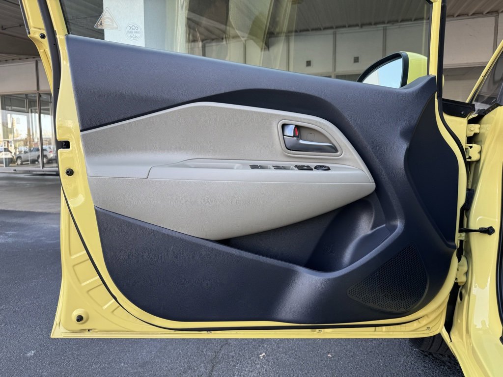 Used 2016 Kia Rio LX image 7