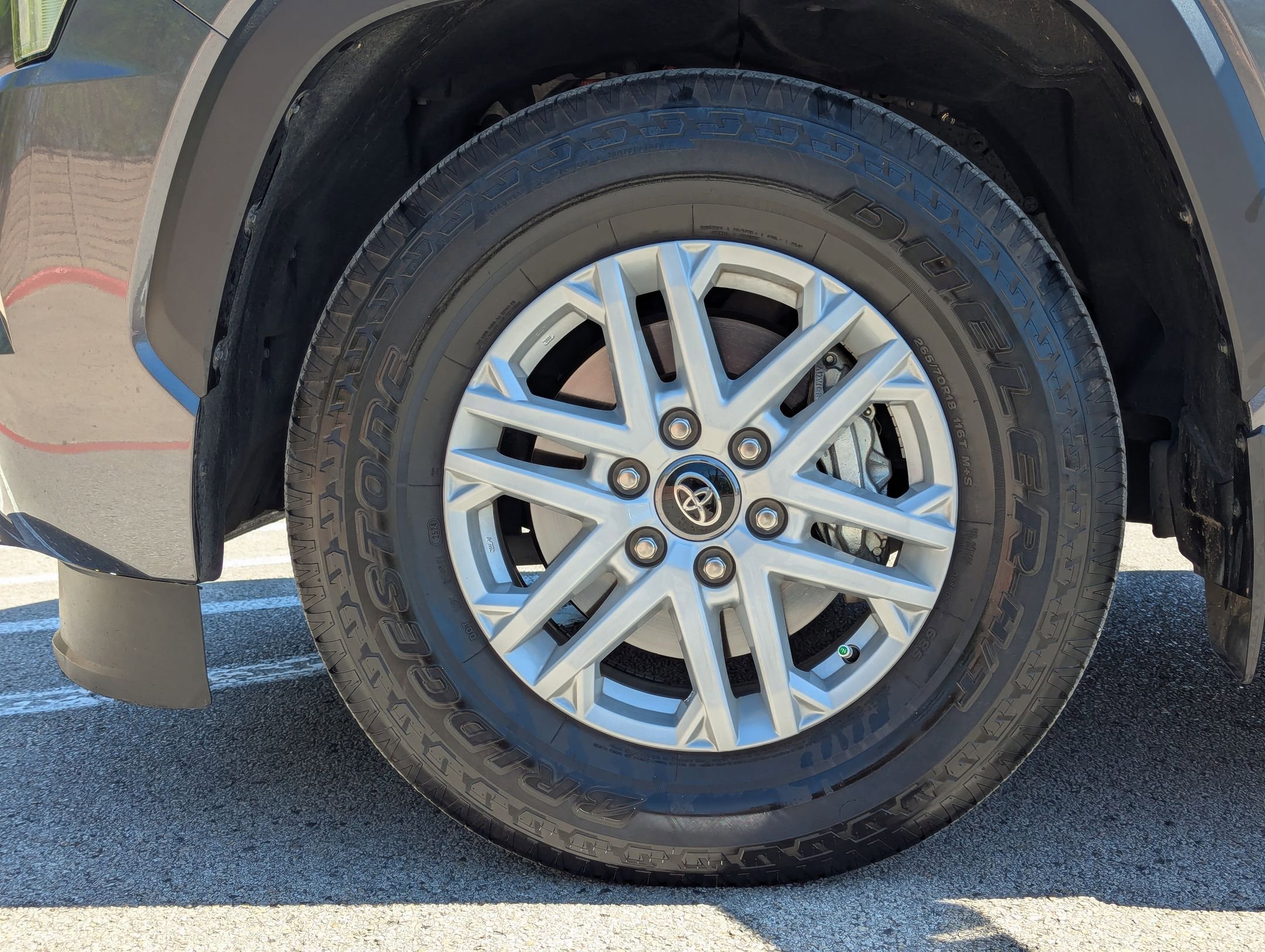 Used 2025 Toyota Sequoia SR5 w/ SR5 Premium Package AWD/4WD image 31