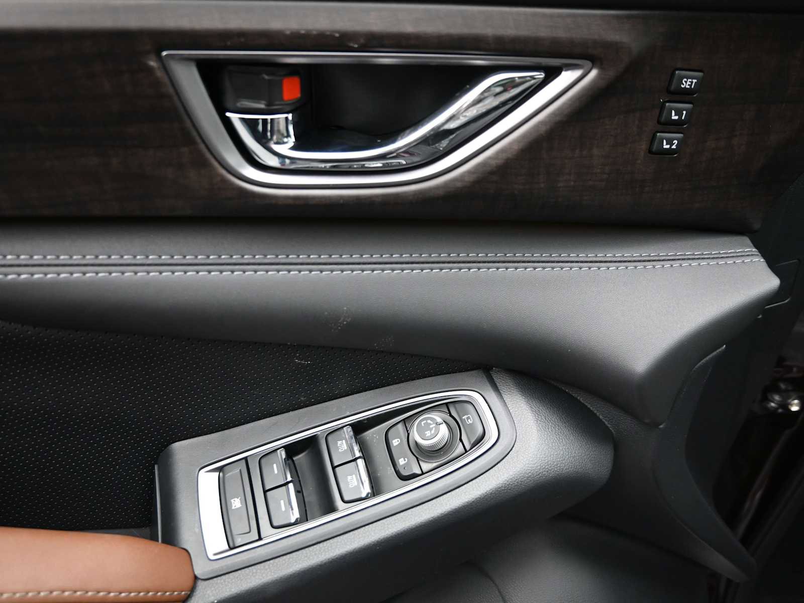 New 2026 Subaru Ascent Touring image 8