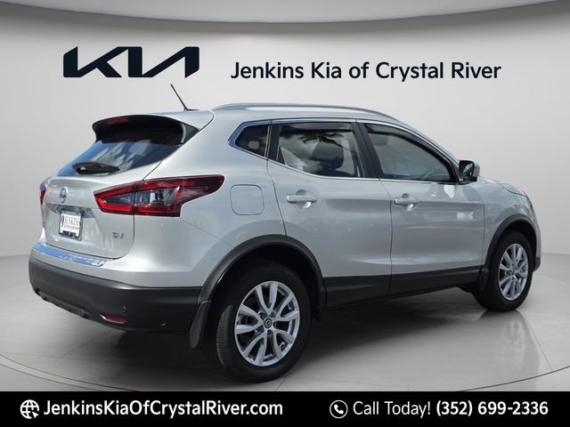 Used 2020 Nissan Rogue Sport SV w/ Technology Package FWD image 5