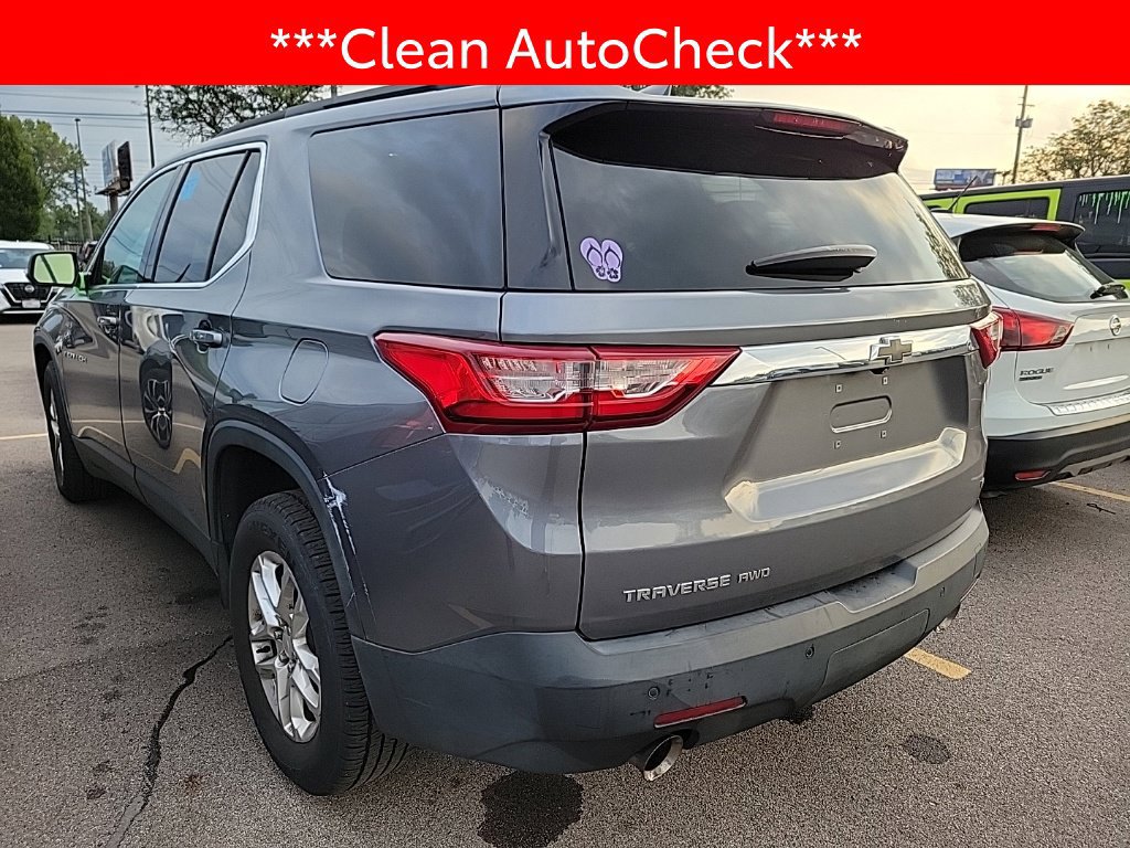 Used 2020 Chevrolet Traverse LT w/ Driver Confidence II Package AWD/4WD image 4