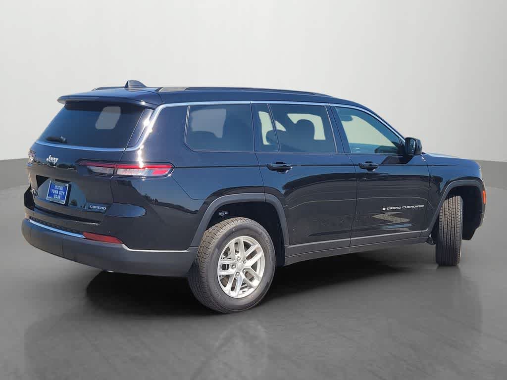 New 2025 Jeep Grand Cherokee L Laredo w/ Luxury Tech Group I AWD/4WD image 4
