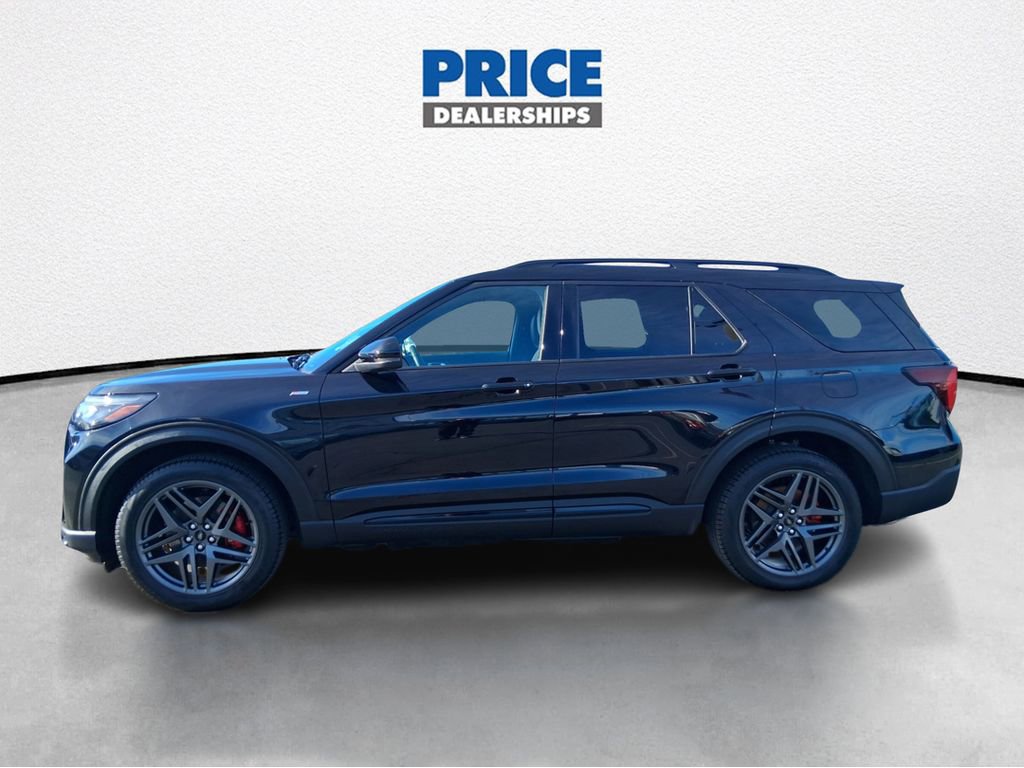 Certified 2025 Ford Explorer ST-Line w/ ST-Line Street Pack image 8