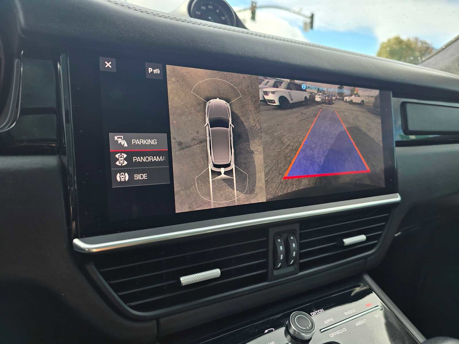 Used 2021 Porsche Cayenne Turbo S image 29