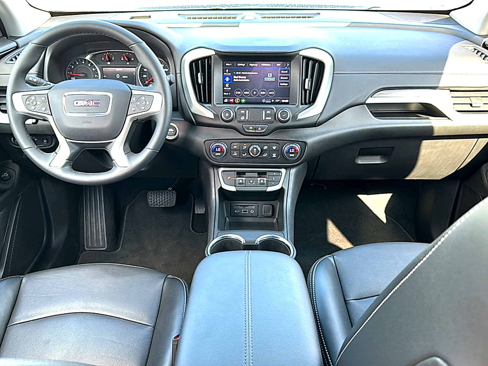 Used 2024 GMC Terrain SLT w/ Elevation Edition AWD/4WD image 20