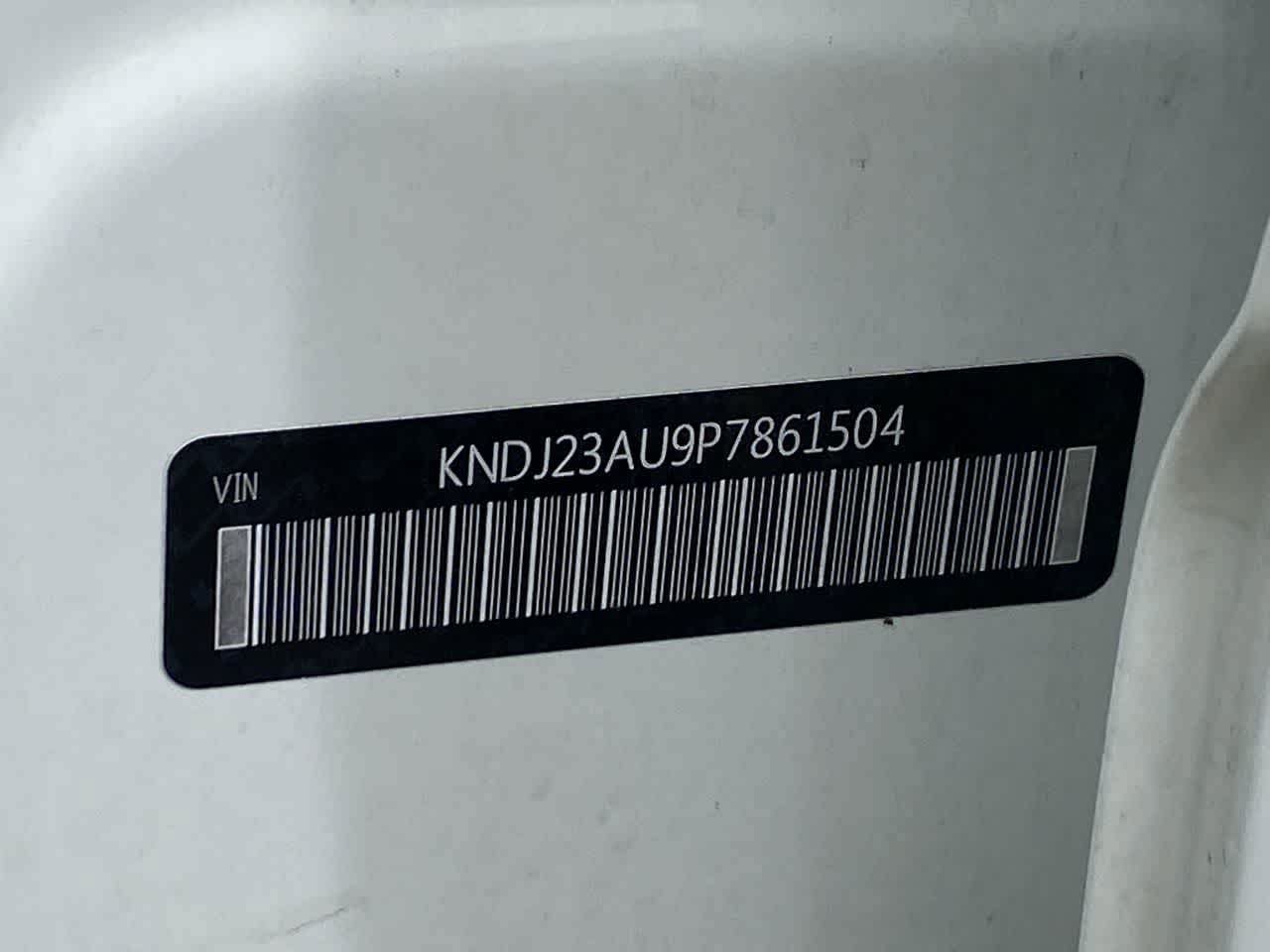 Used 2023 Kia Soul LX w/ LX Technology Package FWD image 32