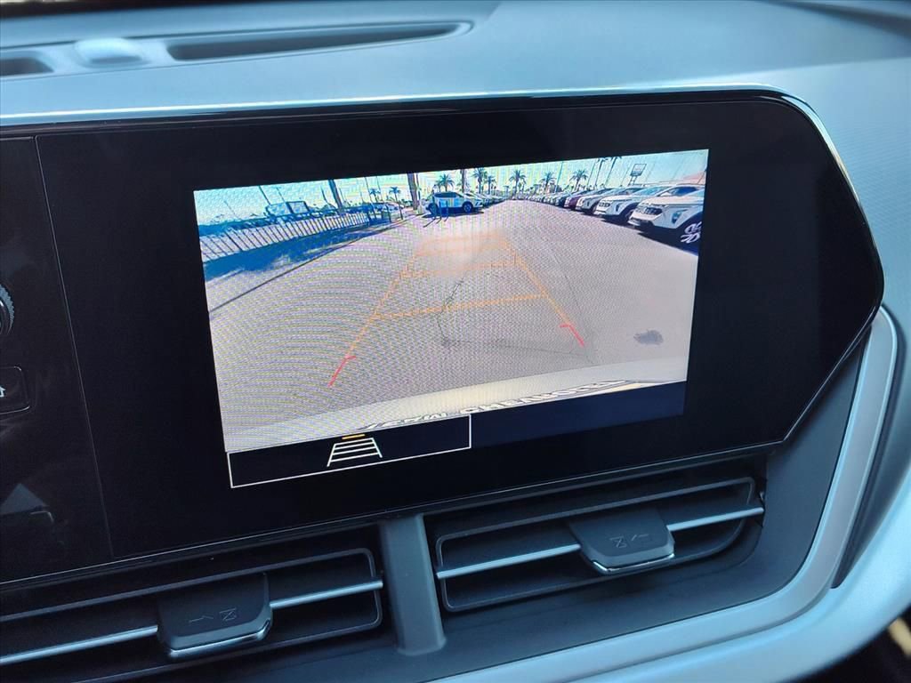 New 2026 Chevrolet Trax RS w/ Sunroof Package image 13