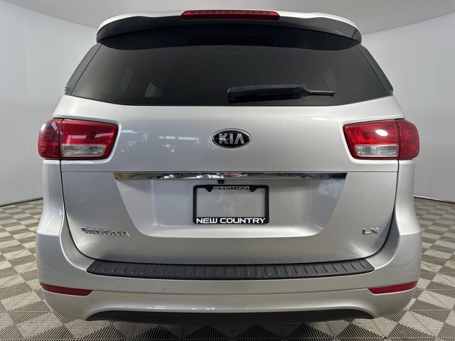 Used 2016 Kia Sedona LX image 6
