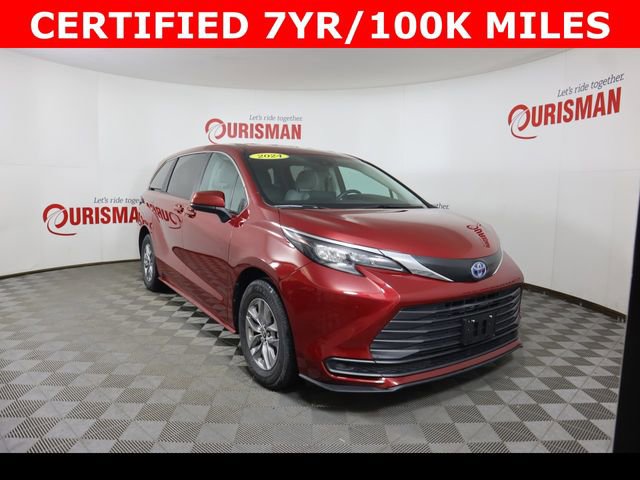 Used 2024 Toyota Sienna LE image 10