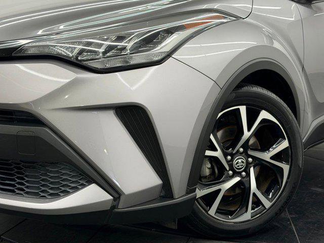 Certified 2020 Toyota C-HR XLE image 4