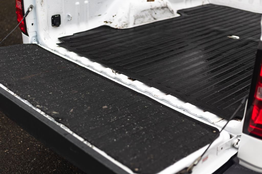 Used 2015 Chevrolet Silverado 2500 LTZ w/ LTZ Plus Package AWD/4WD image 11